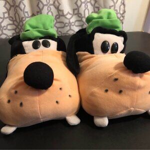 Vintage Disney Goofy Slippers